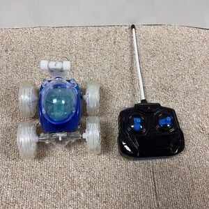 Mindscope Turbo Twisters Remote Control Stunt Car LED Lights W Batteries Tested